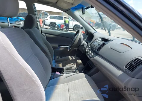 2005 Toyota Camry Le from USA, damaged, VIN 4T1BE32K85U008241